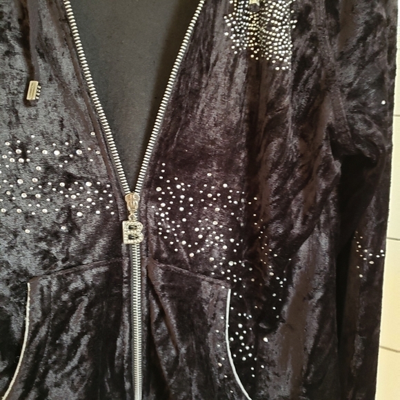 Vintage Y2K BCBGMaxazria Black Studded Spell Out Bling Velour Track Jacket M - Picture 2 of 7